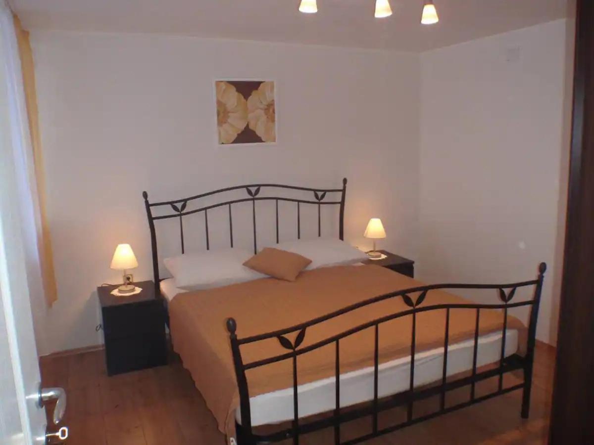 Dabac Apartment